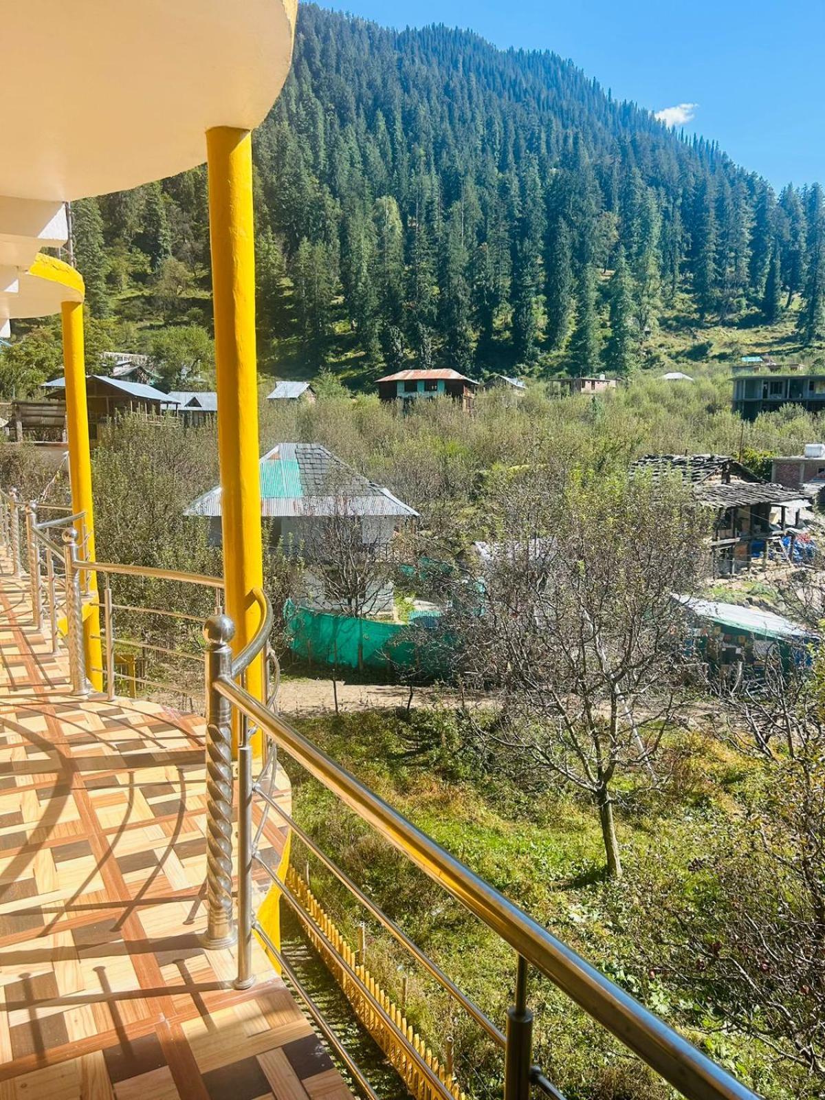 Tafreegram Hotel Kalgha Екстериор снимка
