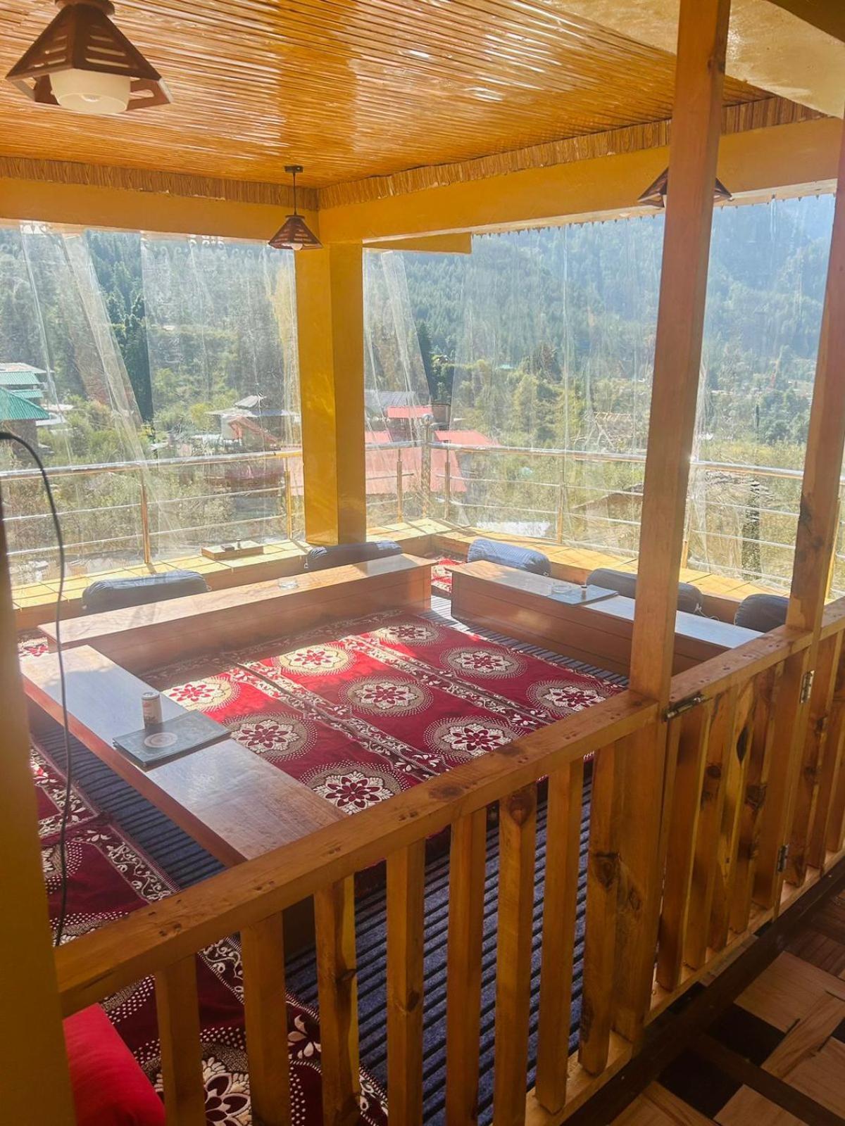 Tafreegram Hotel Kalgha Екстериор снимка